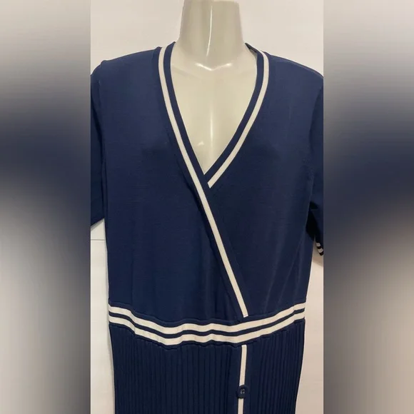 Eva Mendes for New York & Company Navy and White Midi Dress - Picture 3 of 13